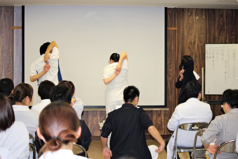 課題別研修の成果発表会の様子