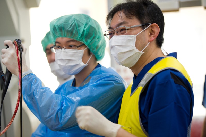 チームによる呼吸器治療を実施