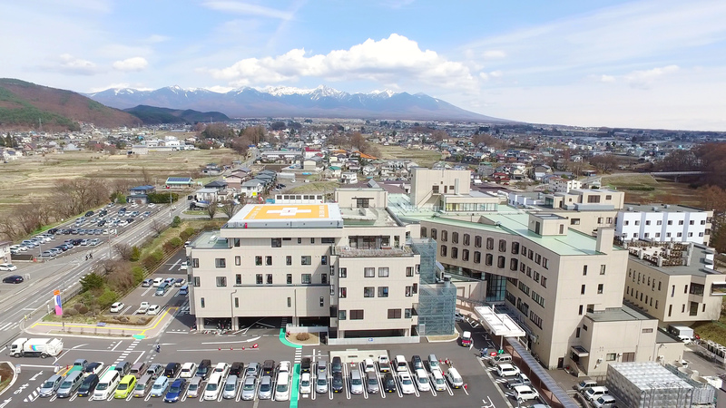 諏訪中央病院の外観
