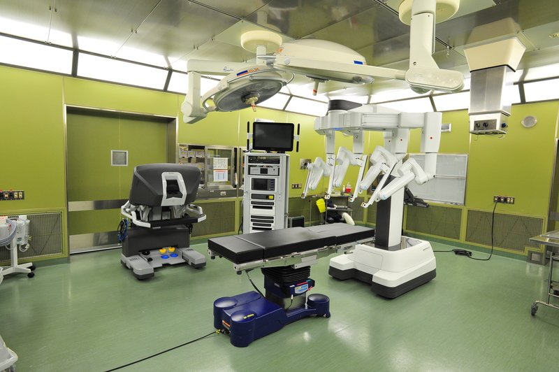 内視鏡手術支援ロボット“ダヴィンチ”