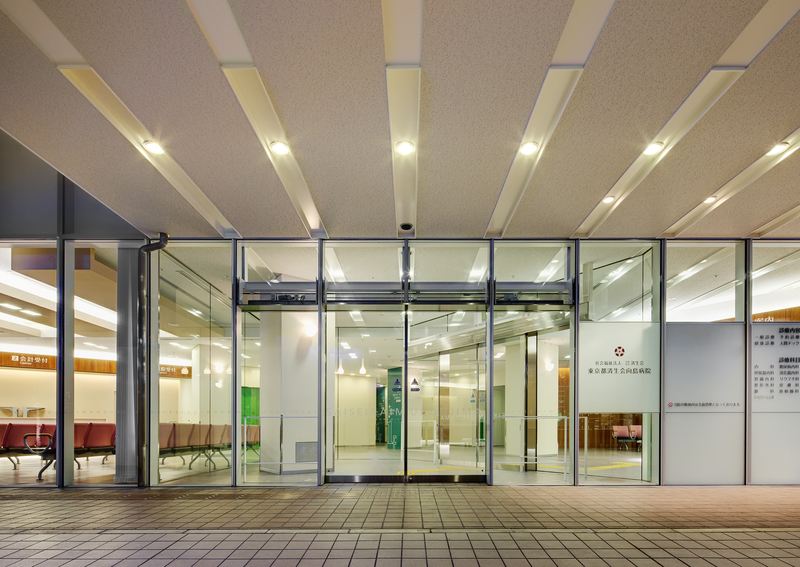 東京都済生会向島病院　正面入り口