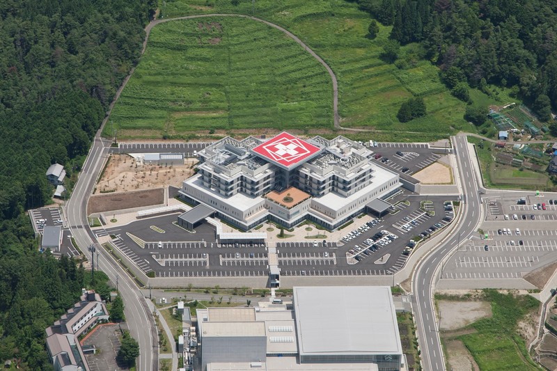 上空から撮影した岐阜県立下呂温泉病院