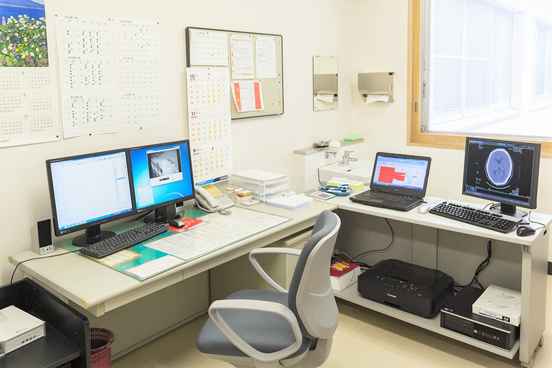 てんかん外来 診察室