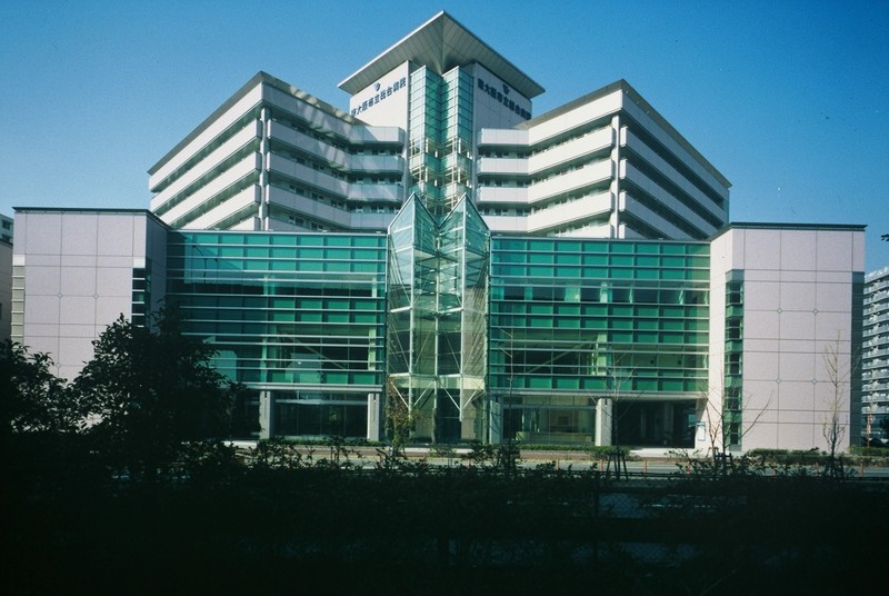 東大阪医療センターの外観