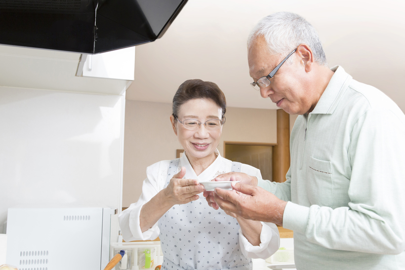 穏やかな日常生活を送っている高齢者