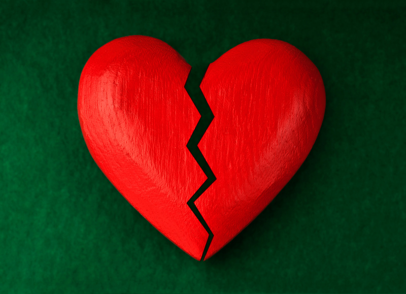 ヒビの入ったハート