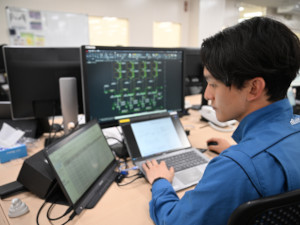 半導体搬送装置のソフトウェア設計／年休123日／経験不問【エージェントサービス求人】