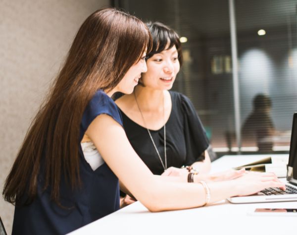 株式会社パリスエージェント/カスタマーサポート