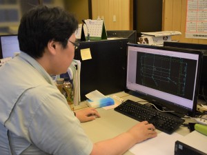 CAD設計／経験不問／年休127日／土日祝休／残業月20時間【エージェントサービス求人】