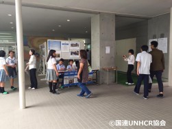 募金活動の様子①