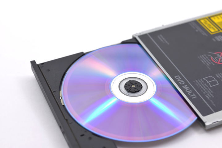 アミューズ の 株価