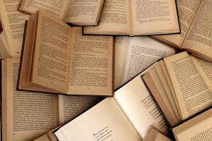 為政者 の意味と読み方は 政治家 との違いや使い方を例文で解説 カードローン審査相談所