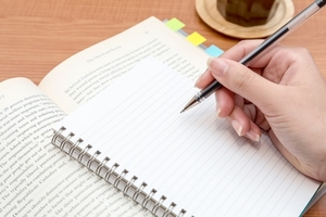 脱帽 の正しい意味とは 目上の人への使い方と言い換え表現を紹介 カードローン審査相談所