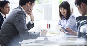 脱帽 の正しい意味とは 目上の人への使い方と言い換え表現を紹介 カードローン審査相談所