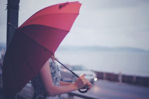 センチメンタル の意味や使い方は 例文や類語 対義語も紹介 カードローン審査相談所