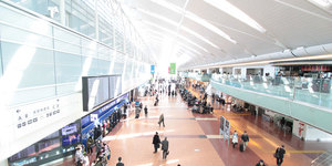 空港関係の仕事内容や種類は 必要な資格や年収まで徹底調査 カードローン審査相談所