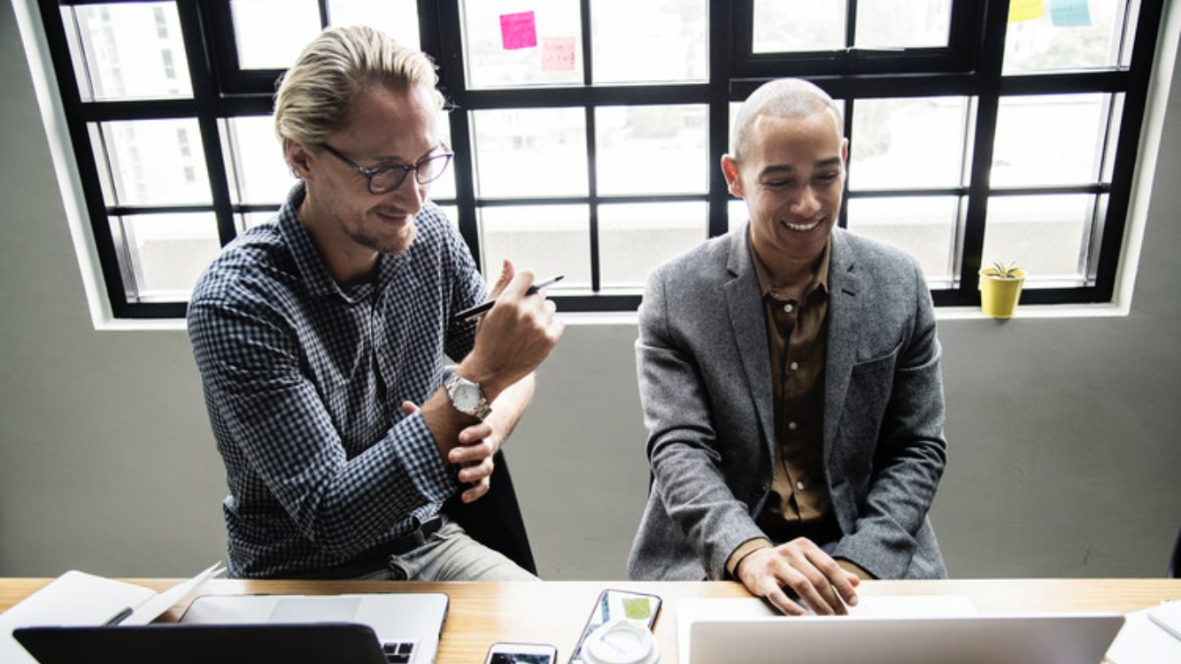 拝命 の意味と使い方とは 拝見 任命 との違いや例文など紹介 カードローン審査相談所