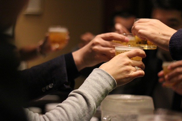 飲み会の上手な断り方とは 嫌われないためのフレーズまとめ カードローン審査相談所 飲み会の上手な断り方とは 嫌われないためのフレーズまとめ カードローン審査相談所