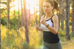 セリアでおすすめのイヤホン6選 音質改善方法や便利グッズも 女性のライフスタイルに関する情報メディア
