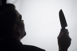 夢占い 強盗の夢の意味17選 重要な警告のメッセージ 女性のライフスタイルに関する情報メディア