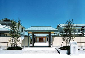 大山ねずの命神示教会」って危険なの？芸能人信者や事件などまとめ【宗教】 | 女性のライフスタイルに関する情報メディア