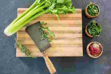 セロリは栄養 効能がすごい 健康に良い効果的な食べ方と注意点を紹介 お食事ウェブマガジン グルメノート