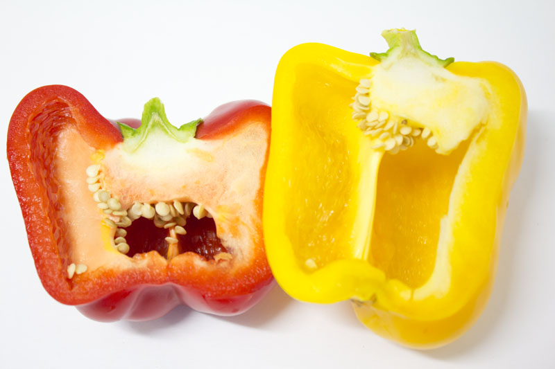 パプリカは冷凍保存できる？賞味期限や日持ちさせる正しい方法を紹介 | お食事ウェブマガジン「グルメノート」