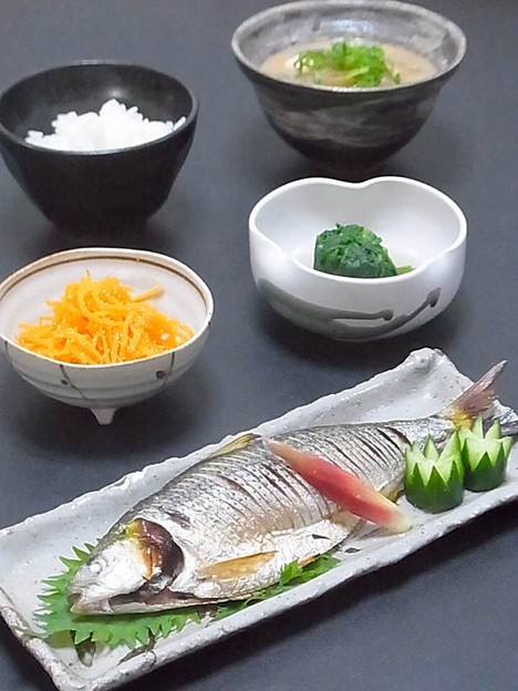 コノシロの食べ方でおすすめは?刺身や塩焼きなど美味しいレシピを紹介 | お食事ウェブマガジン「グルメノート」
