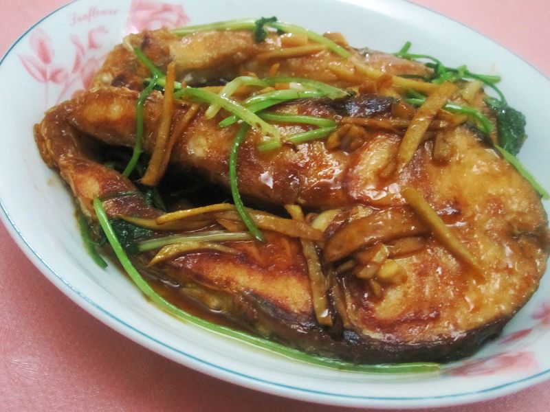 ソウギョを食べる?釣り方は草?日本の巨大淡水魚の生態と料理を紹介 | お食事ウェブマガジン「グルメノート」