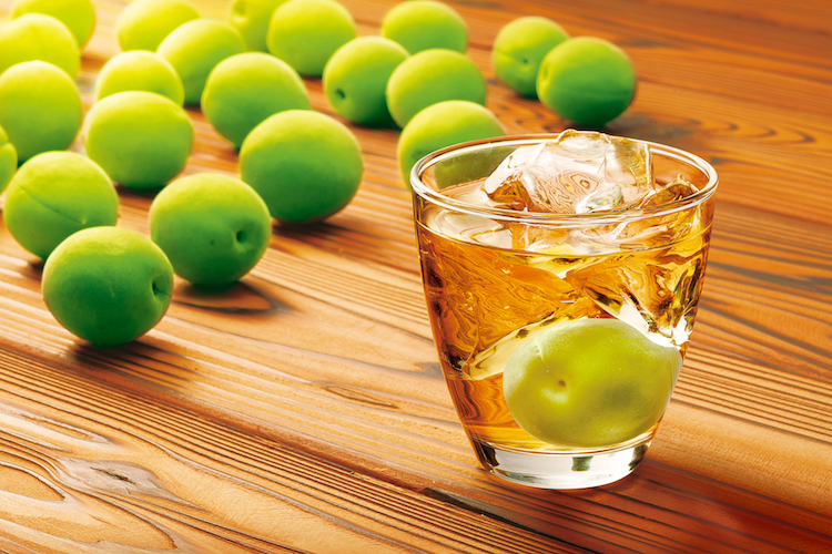 梅酒のおつまみでおすすめは？最高に合う料理やコンビニ菓子を紹介 お食事ウェブマガジン「グルメノート」