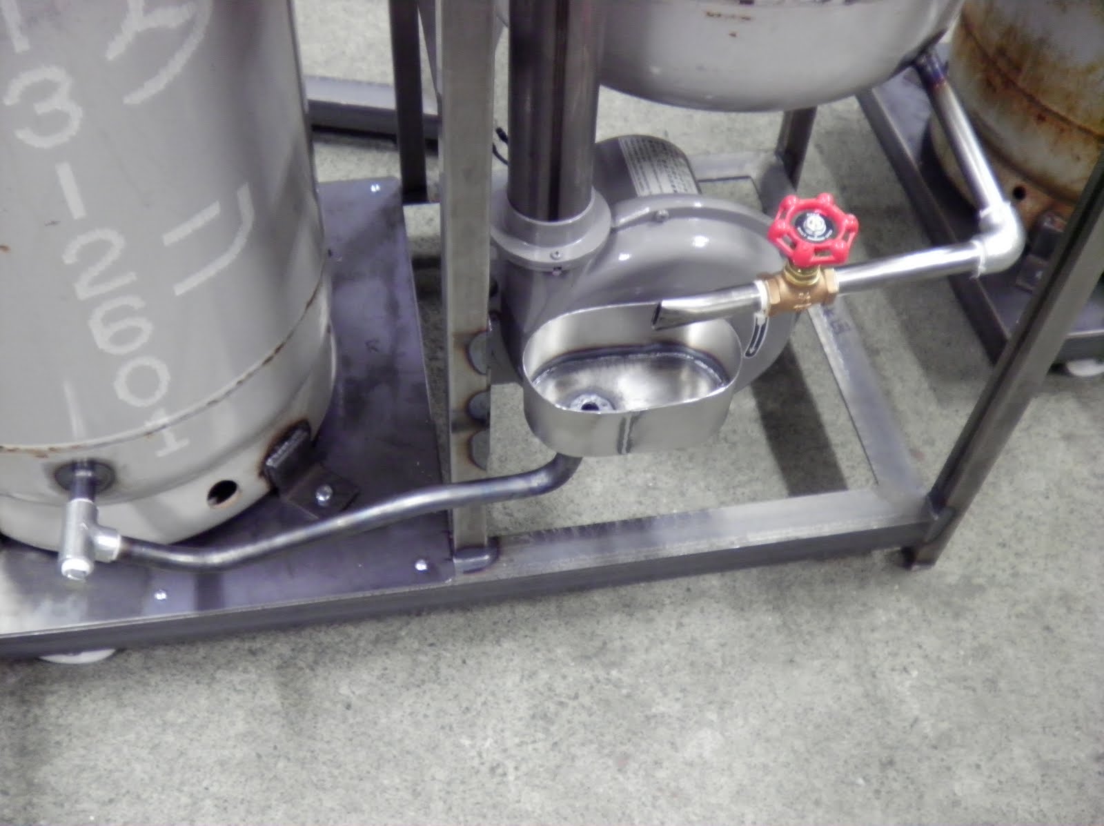 廃油ストーブの作り方と仕組みを解説！自作するときの設計図は？ お食事ウェブマガジン「グルメノート」