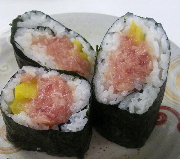 とろたくの発祥の地とは？とろたく丼・とろたく巻き寿司のレシピを紹介！ | お食事ウェブマガジン「グルメノート」