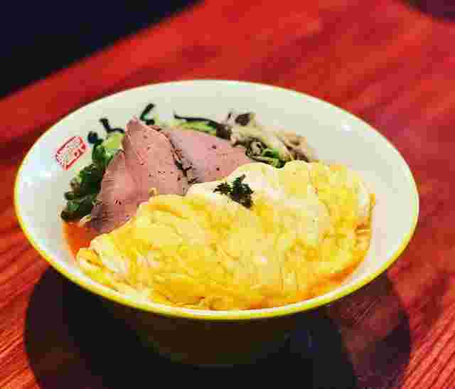 神の手 オムラーメン