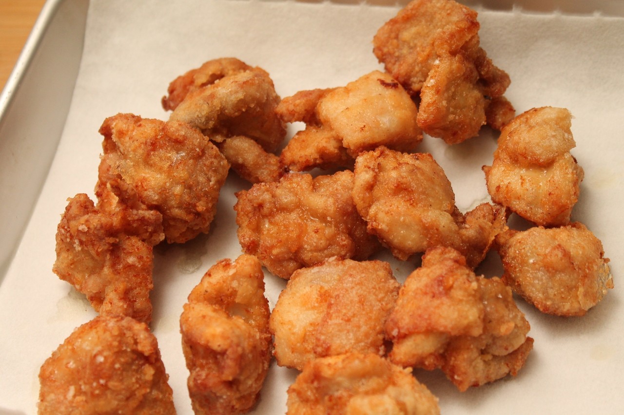 唐揚げの揚げ方にはコツがある！サクッジュワ美味しい基本の作り方！ お食事ウェブマガジン「グルメノート」