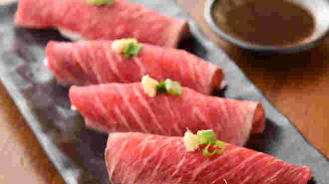 SUIGETSUの肉寿司