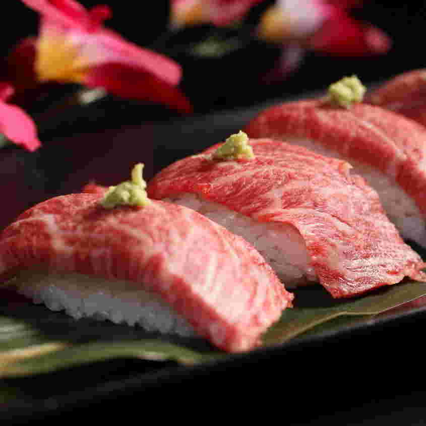 炙り肉寿司4種食べ放題