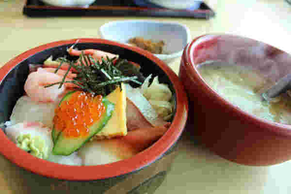 海鮮丼