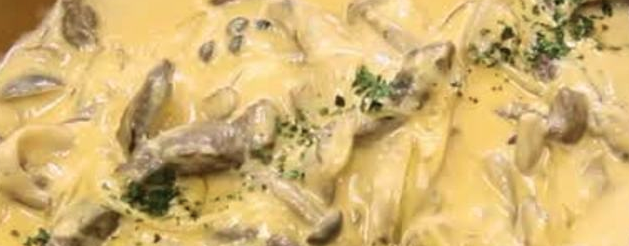 白っぽいビーフストロガノフ