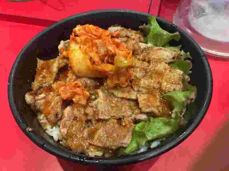 焼肉丼十番 三宮店の焼肉丼