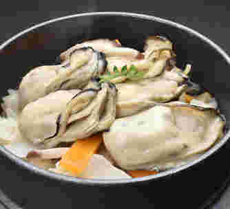 広島名物牡蠣の釜めし