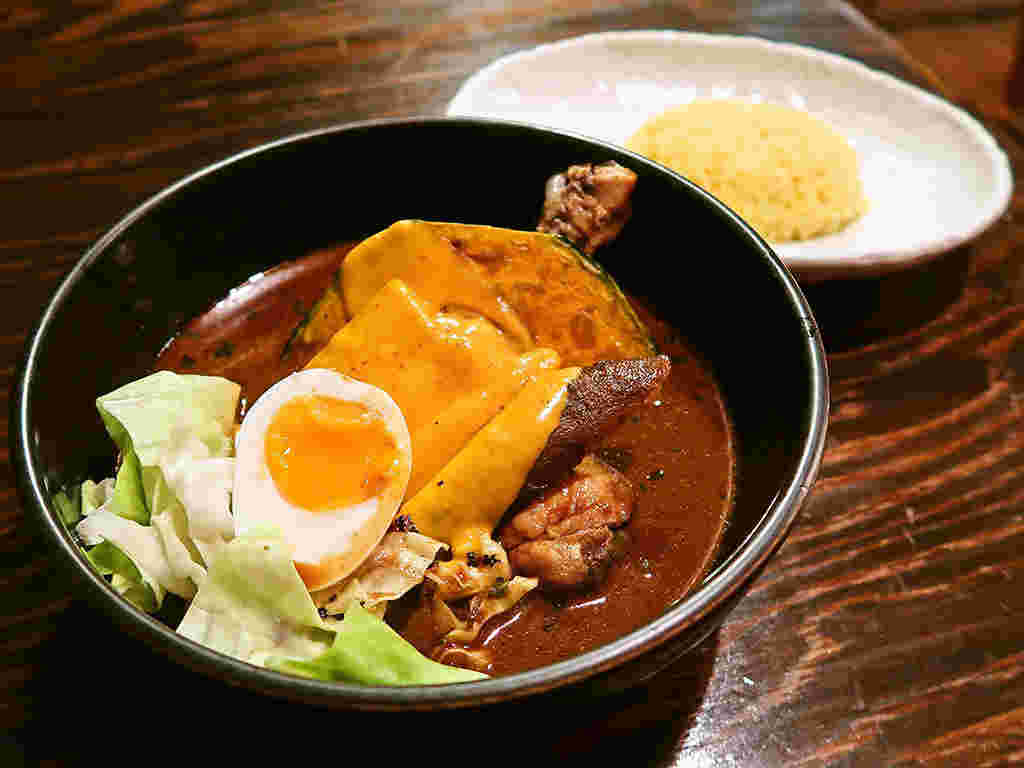 チーズトッピングのスープカレー