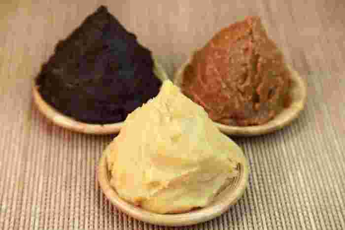3種類の味噌の画像