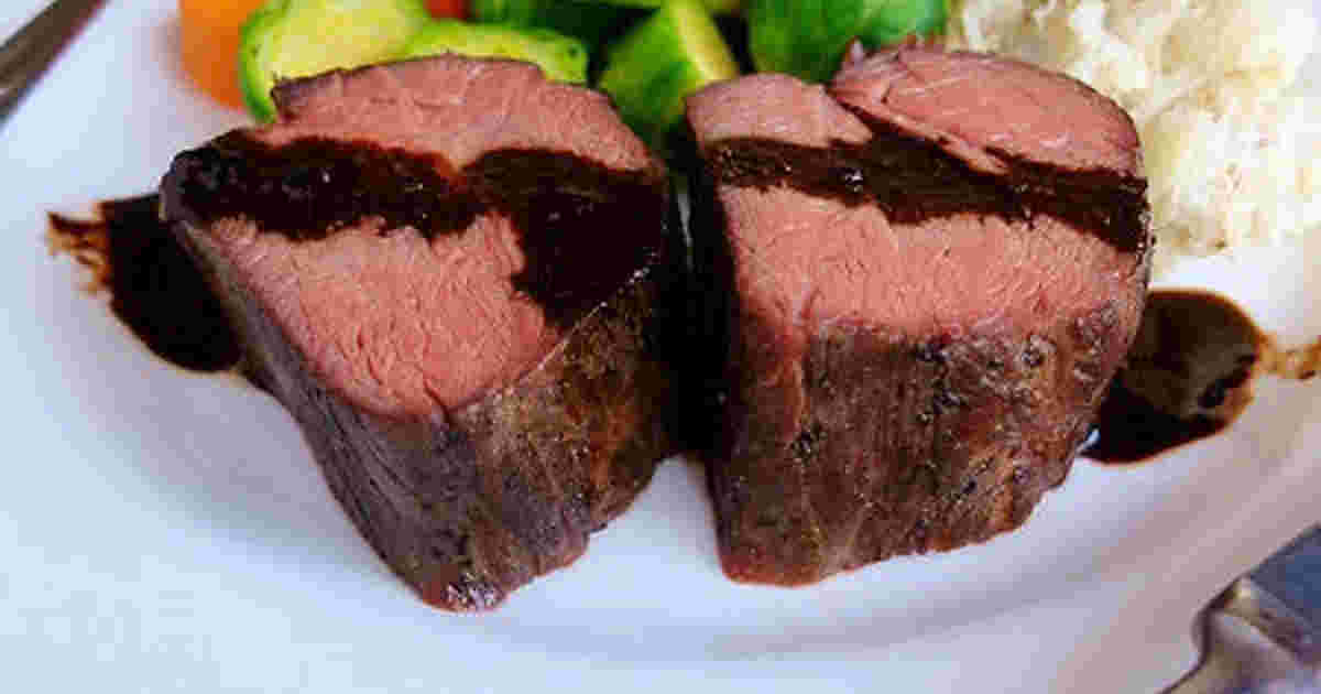 牛肉のコンフィの写真