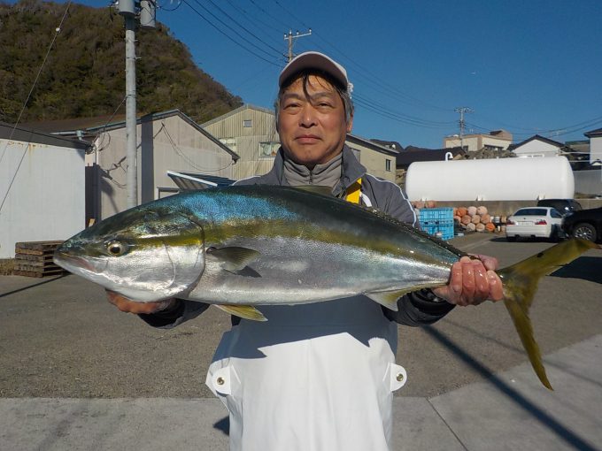 わらさは出世して「ぶり」に名前が変わる?旬や食べ方/レシピなど | お食事ウェブマガジン「グルメノート」