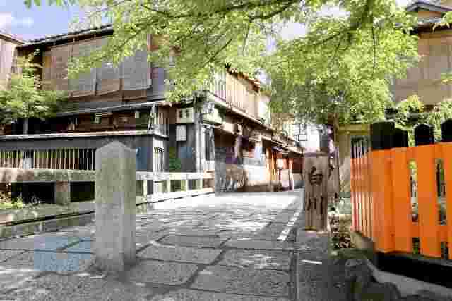 情緒溢れる街並みの祇園