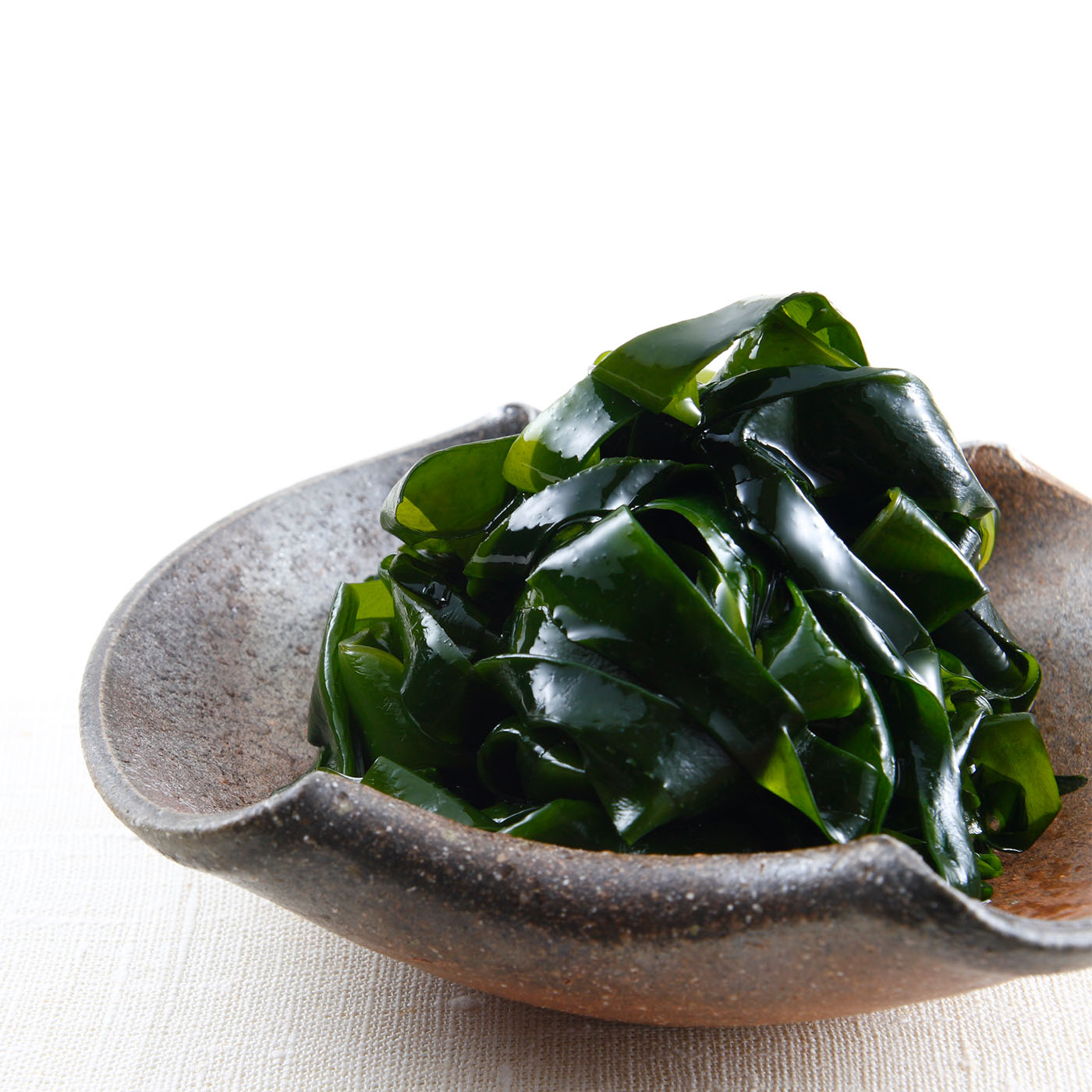 わかめの正しい保存方法まとめ!生わかめ/乾燥わかめの保存のコツ! | お食事ウェブマガジン「グルメノート」
