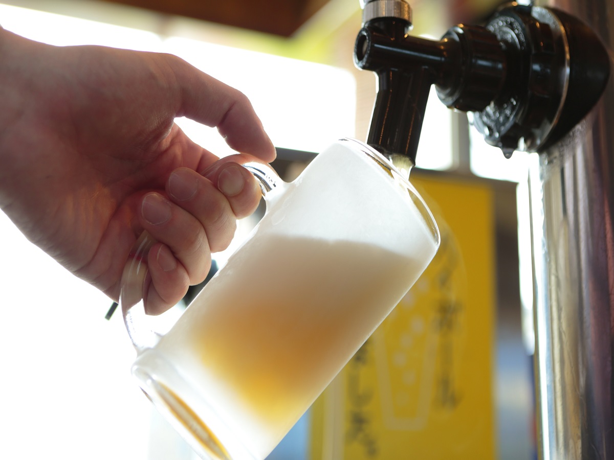 生中のビール量はどのくらい?中ジョッキの容量を生小・生大と比較 | お食事ウェブマガジン「グルメノート」