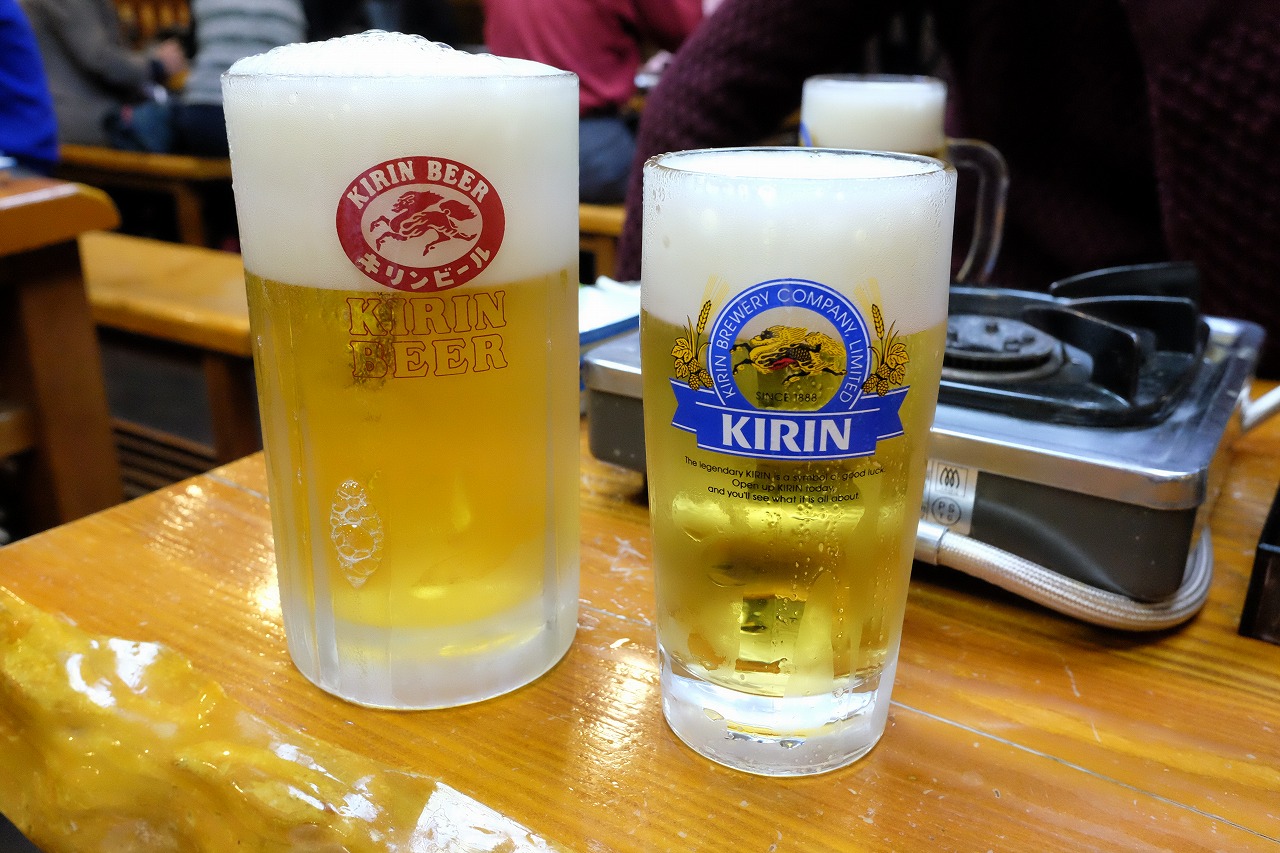 生中のビール量はどのくらい?中ジョッキの容量を生小・生大と比較 | お食事ウェブマガジン「グルメノート」