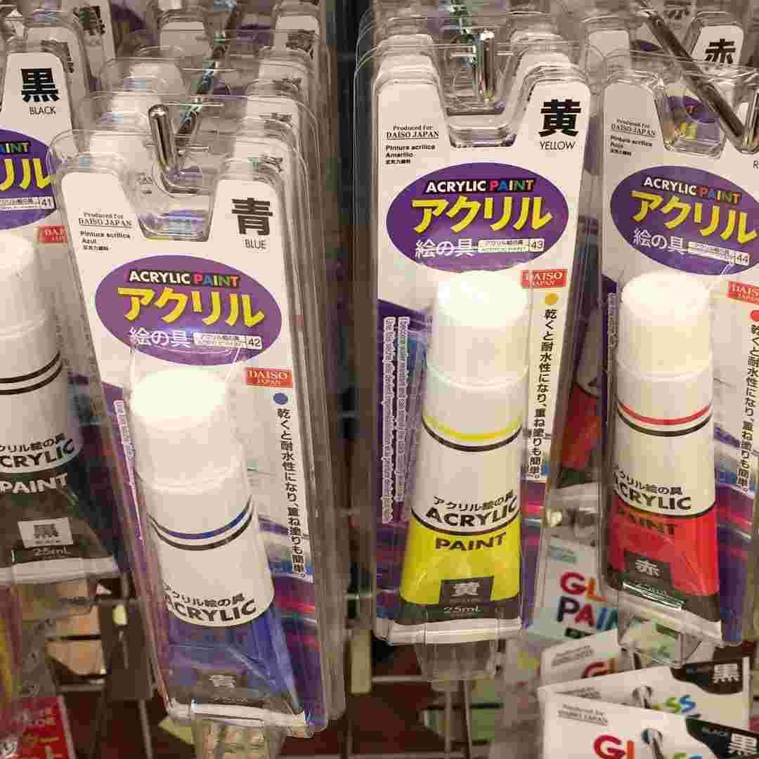 100均ダイソーでアクリル絵の具を手軽にゲット Diyにも使える お食事ウェブマガジン グルメノート