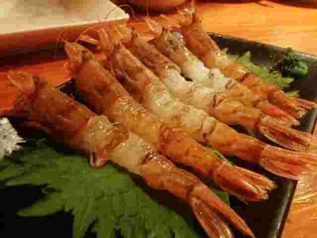 モサエビの刺し身